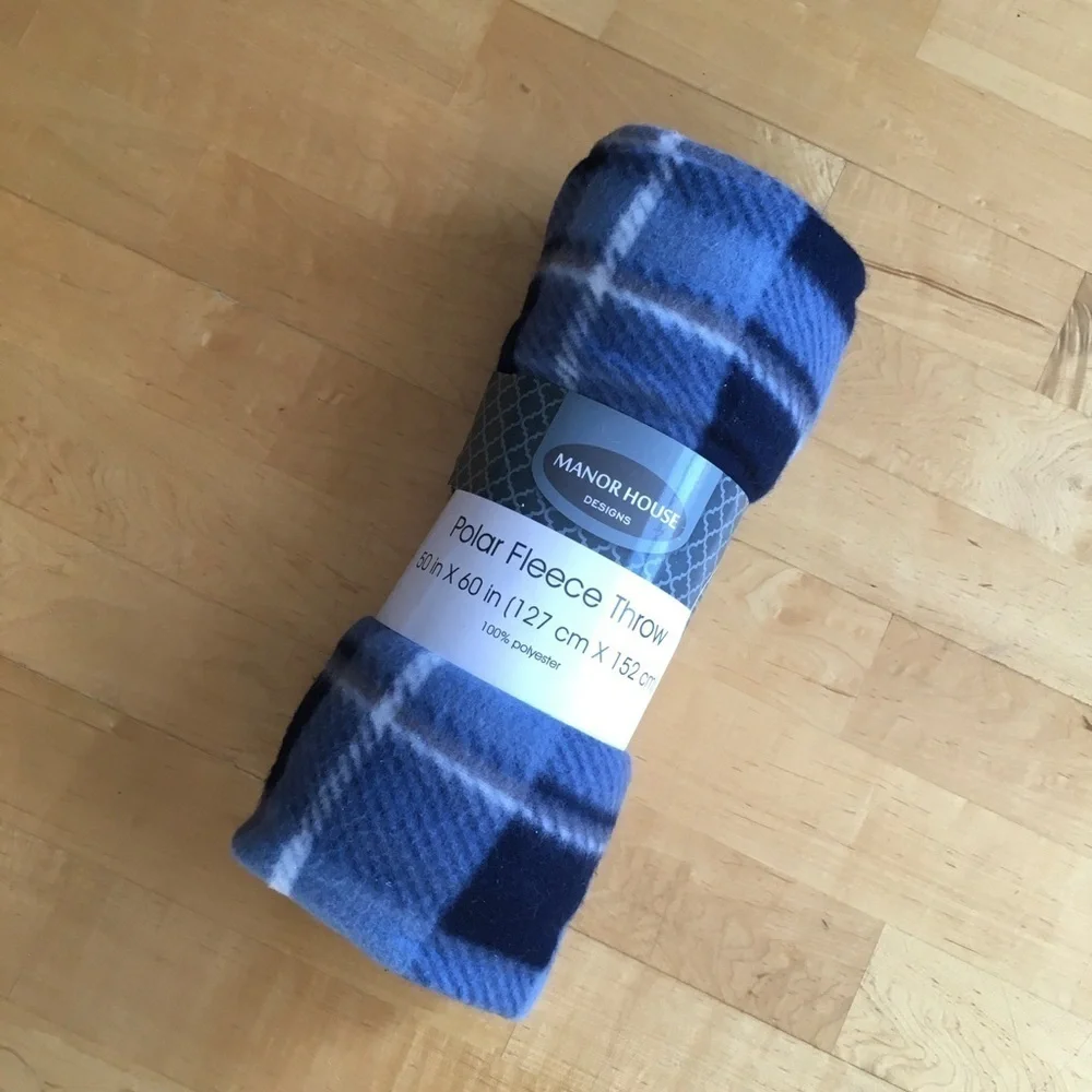 Manor House Polar Fleece Throw, Navy Plaid, 50 x 60 inches